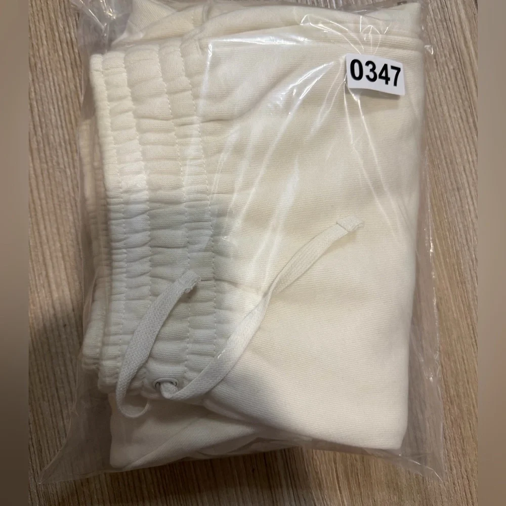 Champion Men's Fleece Shorts - Light Off-White S - Picture 5 of 8